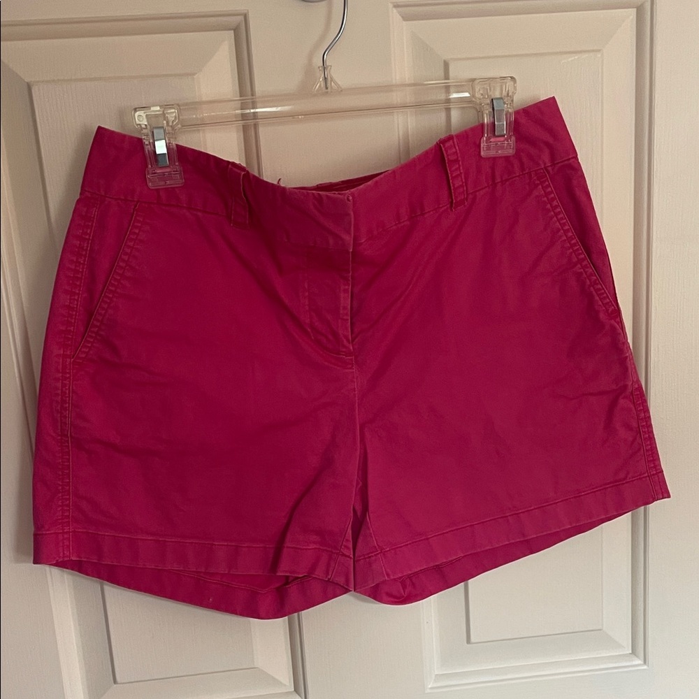 Vineyard Vines Women's Fuchsia Shorts